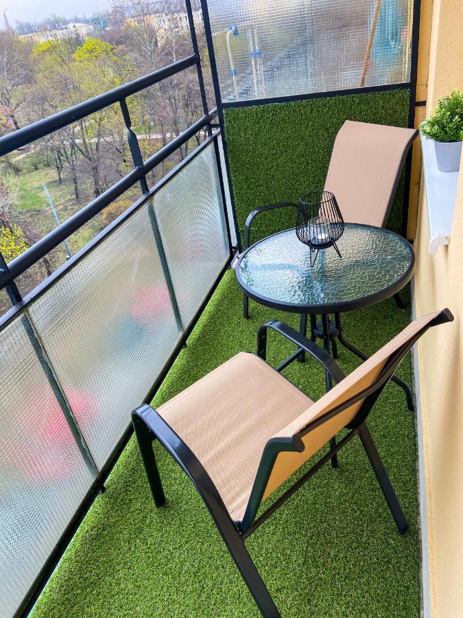 Fresh Smartly Designed Studio Flat & Sunny Balcony Budapest Luaran gambar