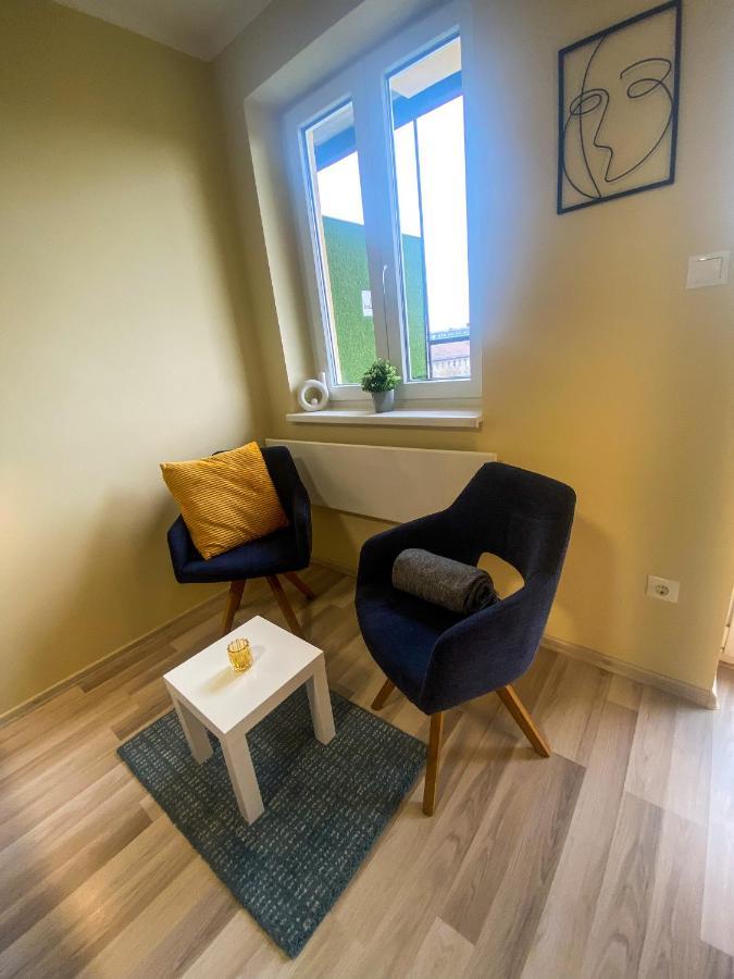 Fresh Smartly Designed Studio Flat & Sunny Balcony Budapest Luaran gambar